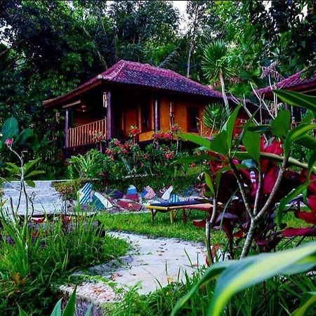 Sky Garden Lombok Apartman Tetebatu Kültér fotó